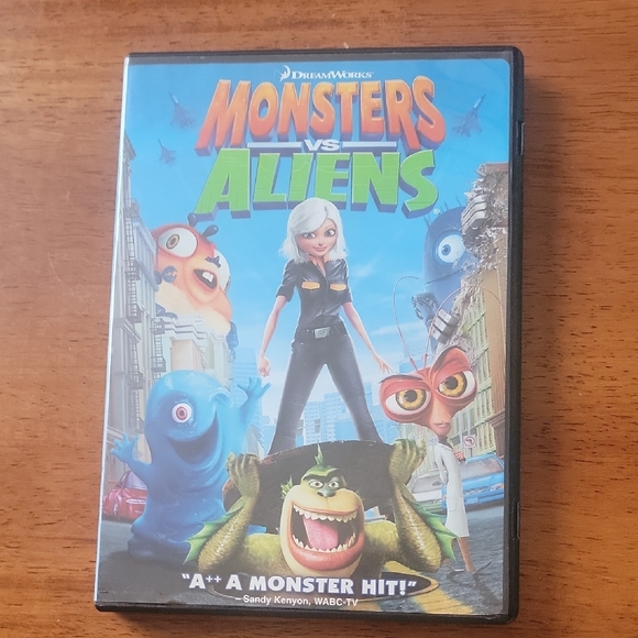 Movie Bundle-Set of Children DVDs - Picture 6 of 9